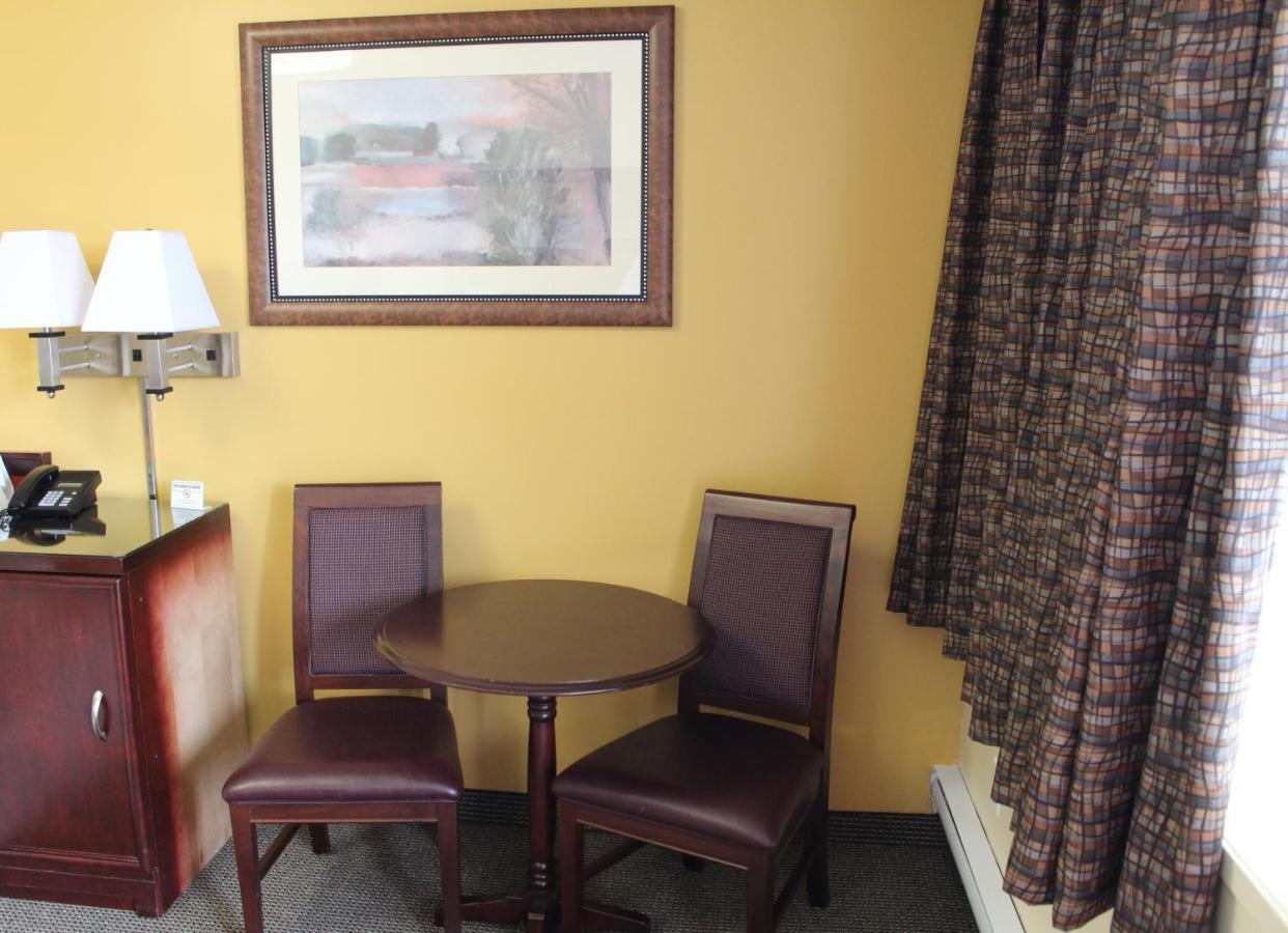 Imperial Fireside Inn Sudbury Kültér fotó